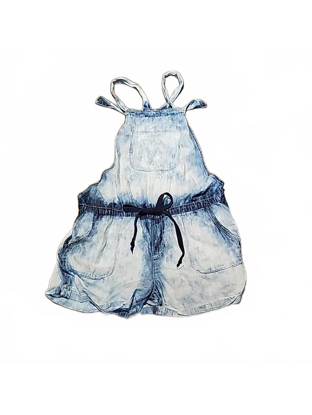 Chelsea & violet short talls size M